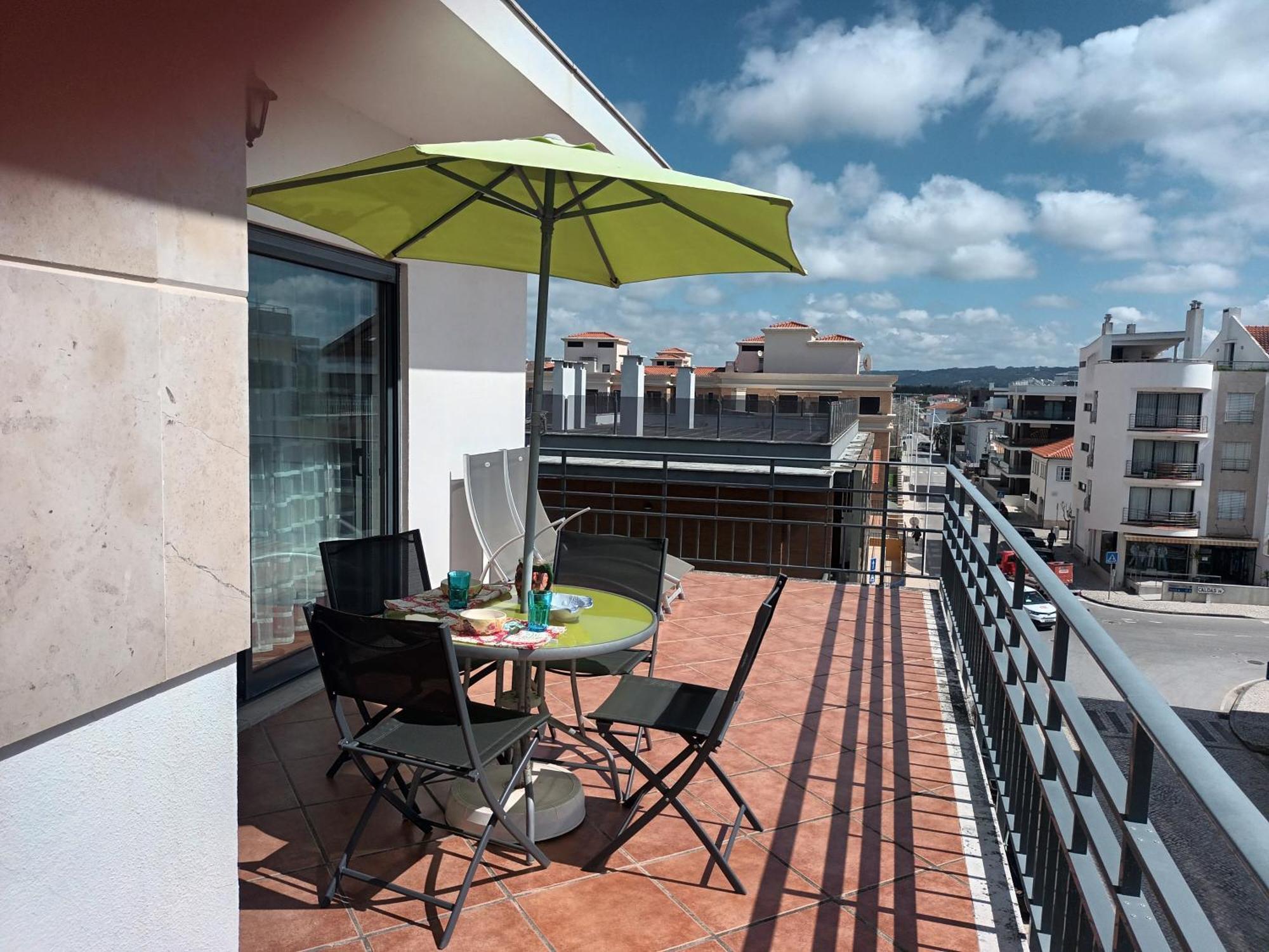 Terraco Da Baia Apartment เซามาร์ทินโญโดปอร์โต ภายนอก รูปภาพ